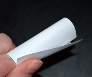 Fingerpuppe Osterhase aus Papier basteln