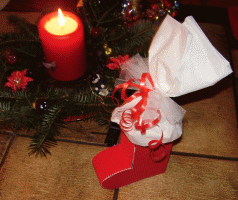Nikolaus-Stiefel aus Pappe basteln
