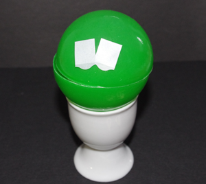 Osterhase aus einem Plastikball basteln