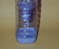 Osternest aus einer Plastikflasche